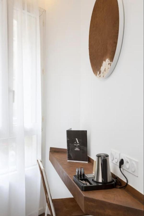 Atypik Hotel Clichy Kültér fotó