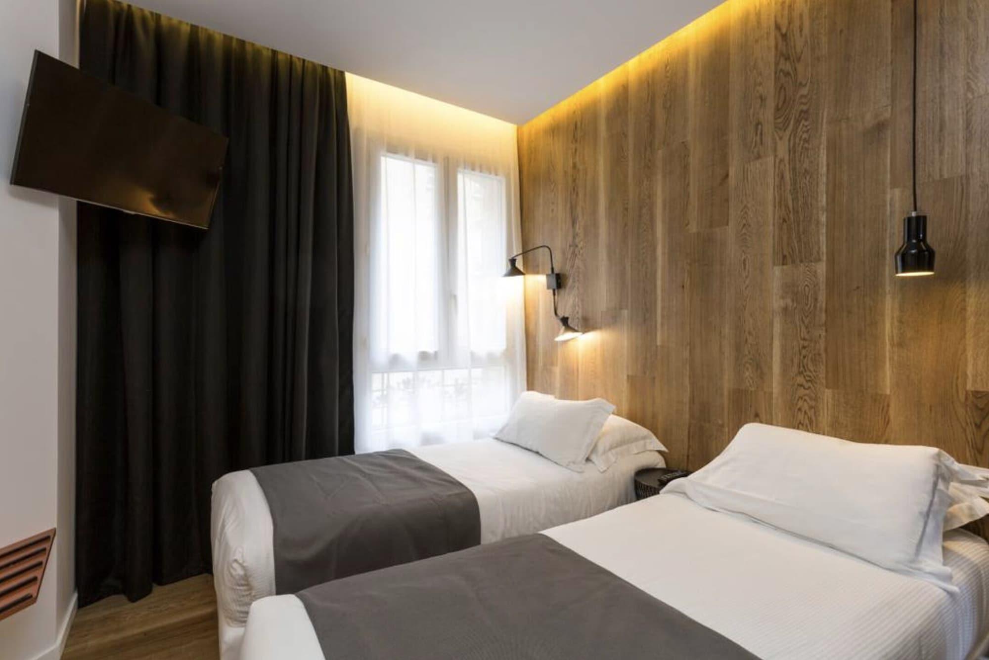 Atypik Hotel Clichy Kültér fotó