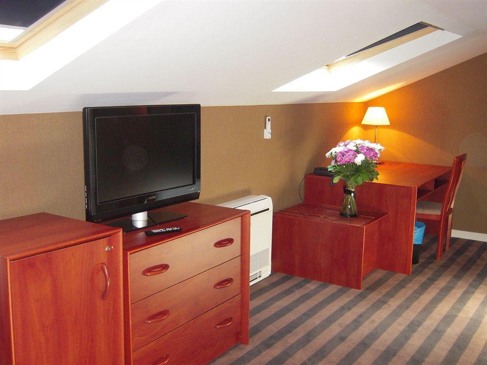 Atypik Hotel Clichy Kültér fotó