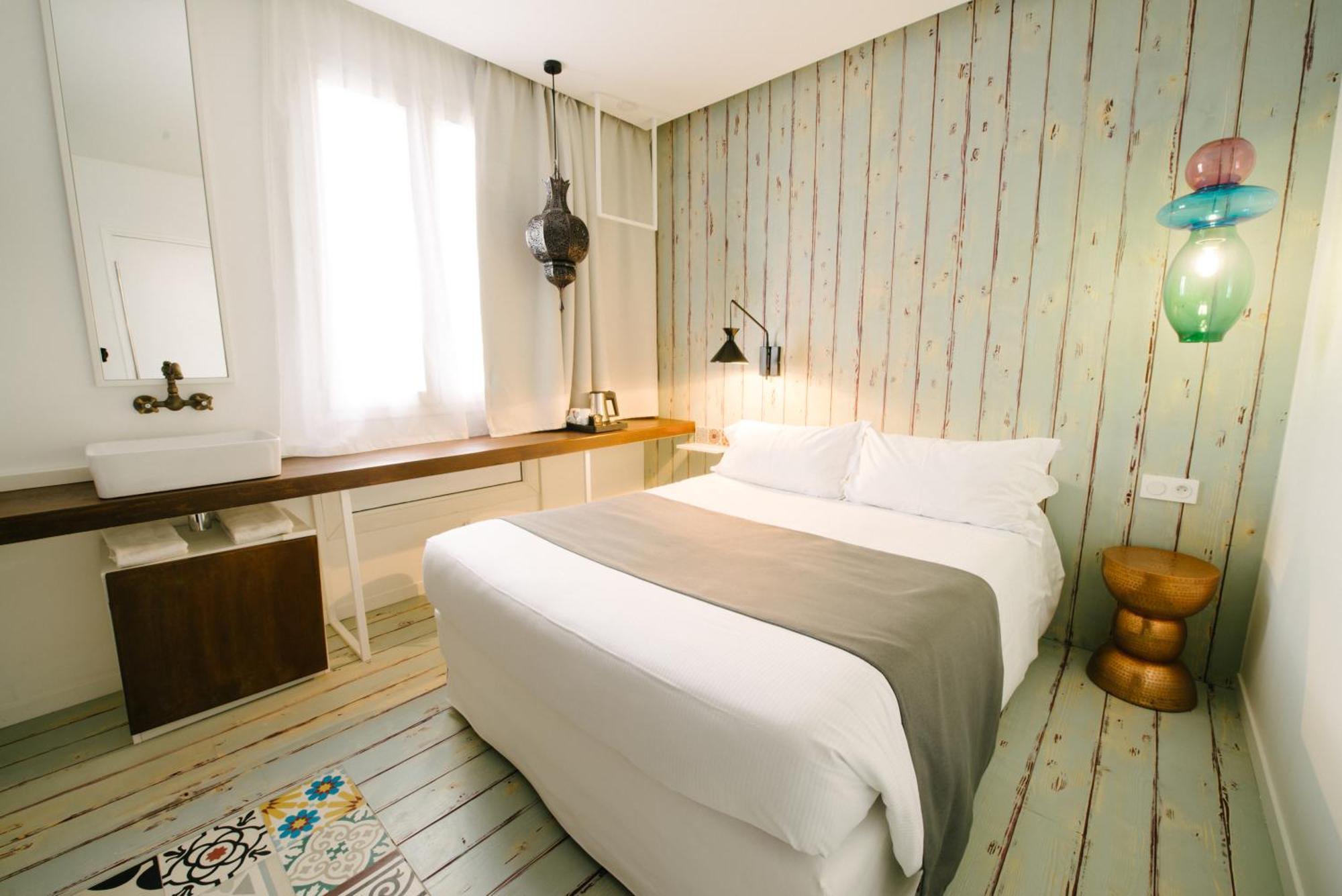 Atypik Hotel Clichy Kültér fotó
