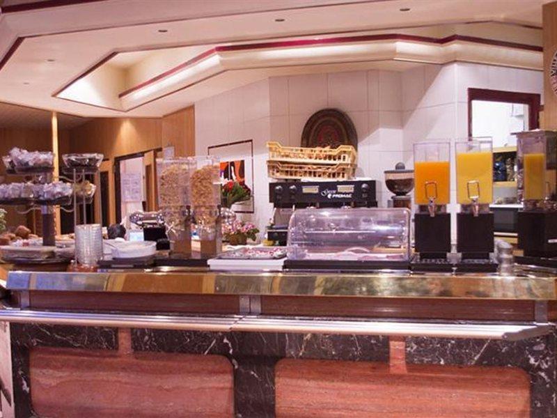 Atypik Hotel Clichy Kültér fotó